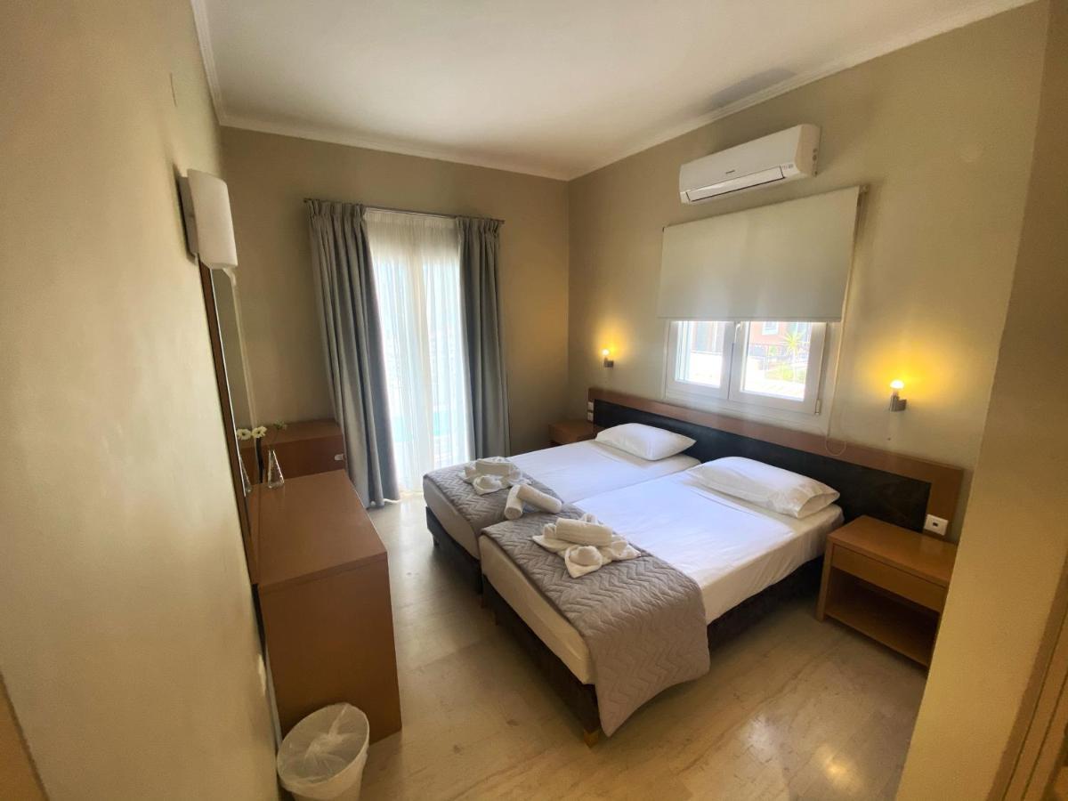 Cosmos Hotel Vasiliki  Bagian luar foto