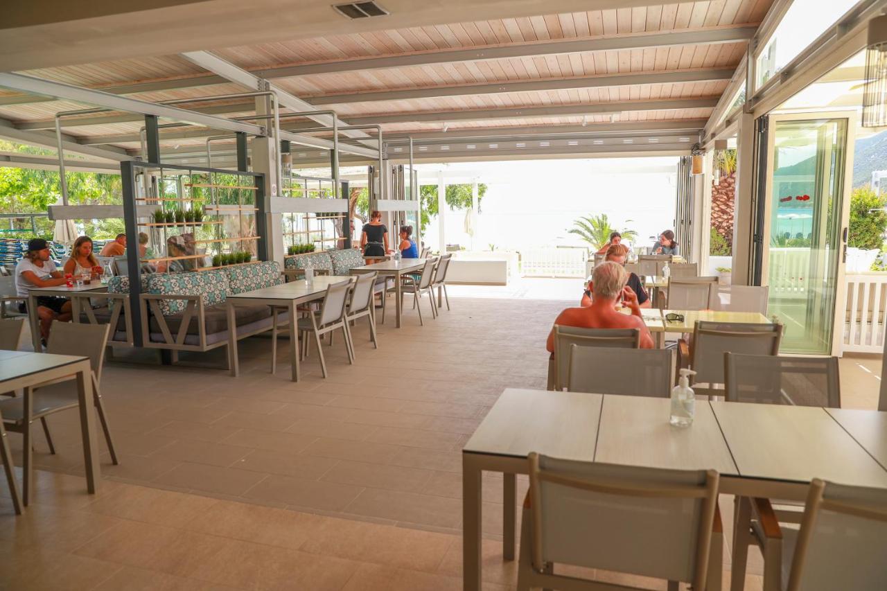 Cosmos Hotel Vasiliki  Bagian luar foto