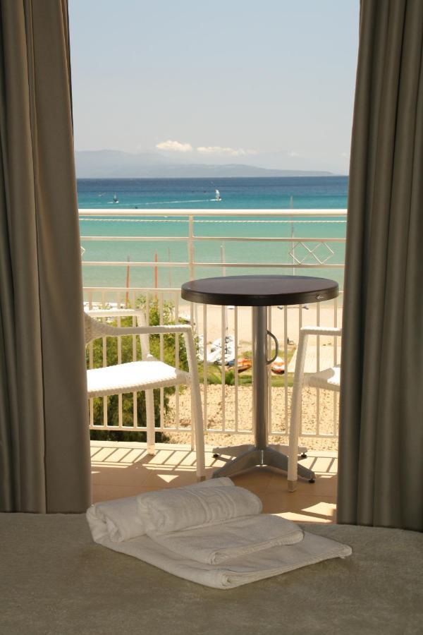 Cosmos Hotel Vasiliki  Bagian luar foto