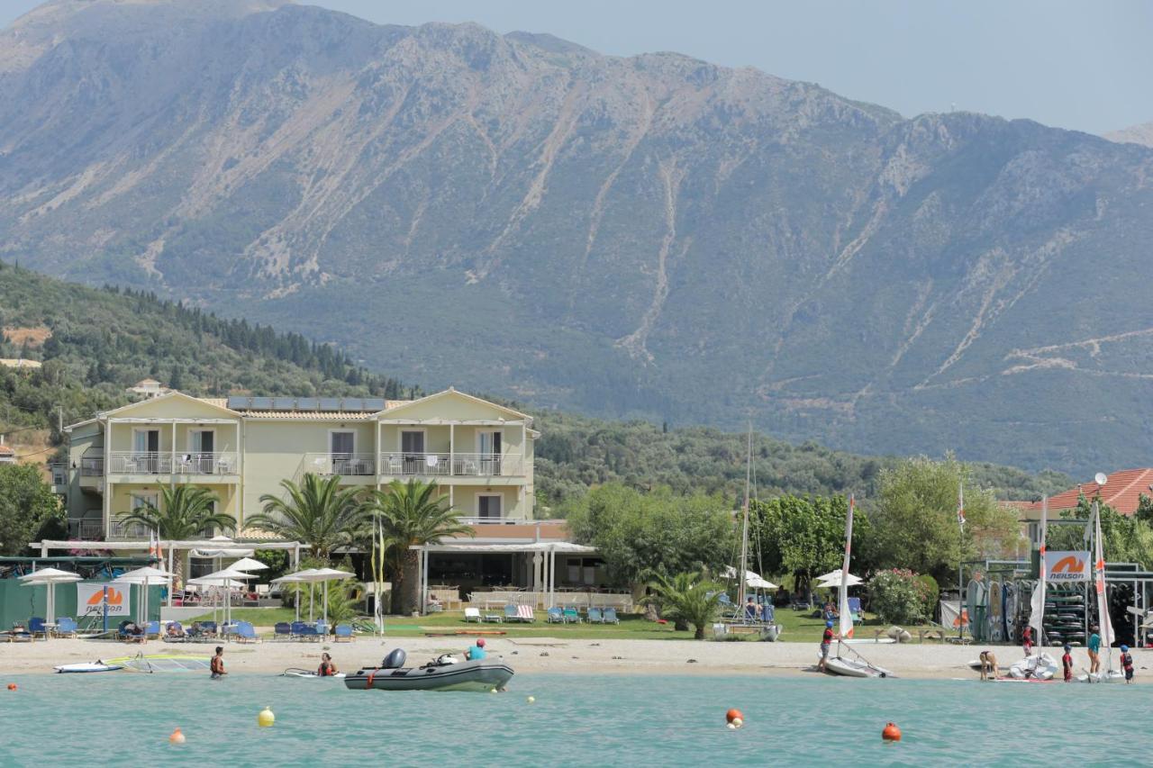 Cosmos Hotel Vasiliki  Bagian luar foto