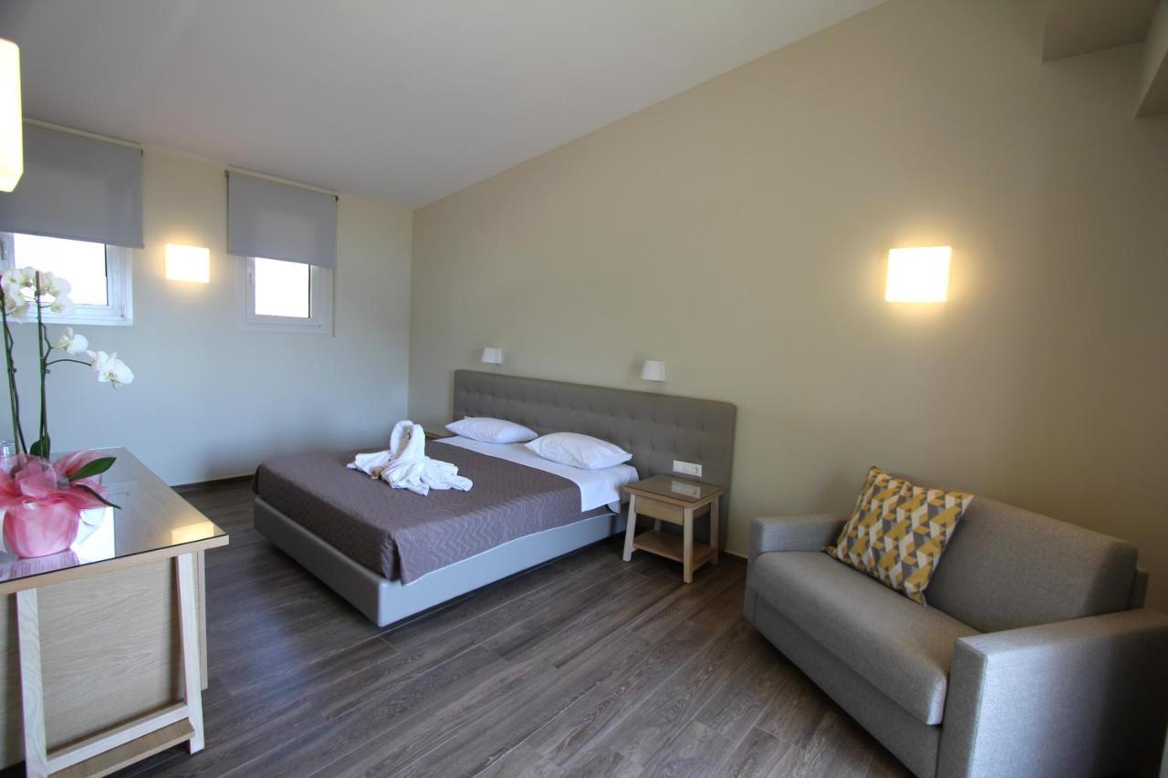 Cosmos Hotel Vasiliki  Bagian luar foto