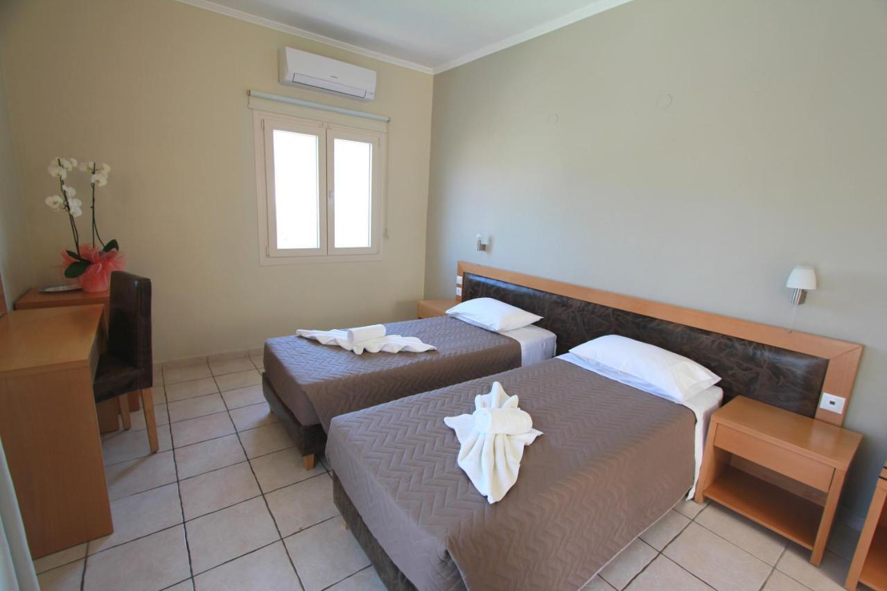 Cosmos Hotel Vasiliki  Bagian luar foto