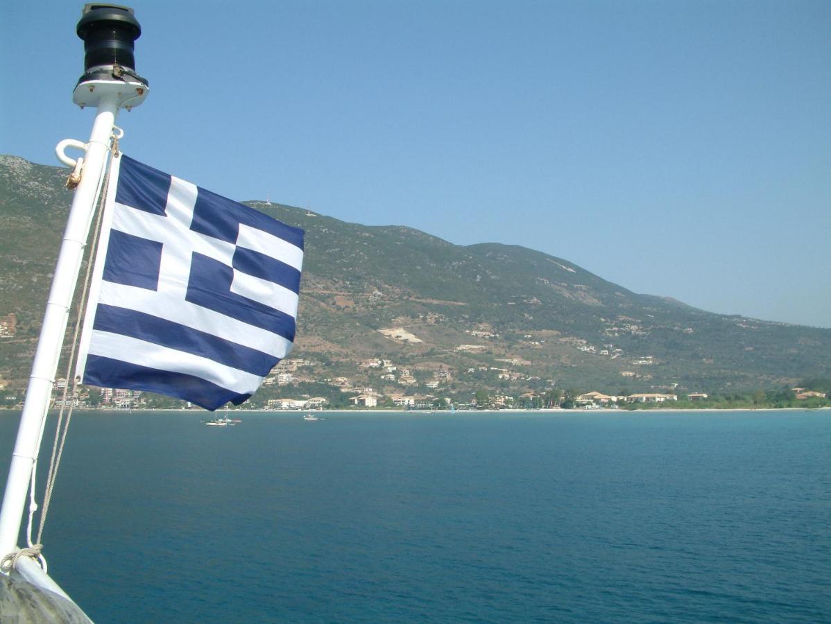 Cosmos Hotel Vasiliki  Bagian luar foto